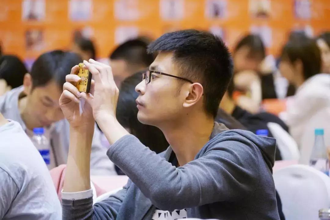 如何提高客户复购的话术,巧妙利用心理预期让客户持续复购