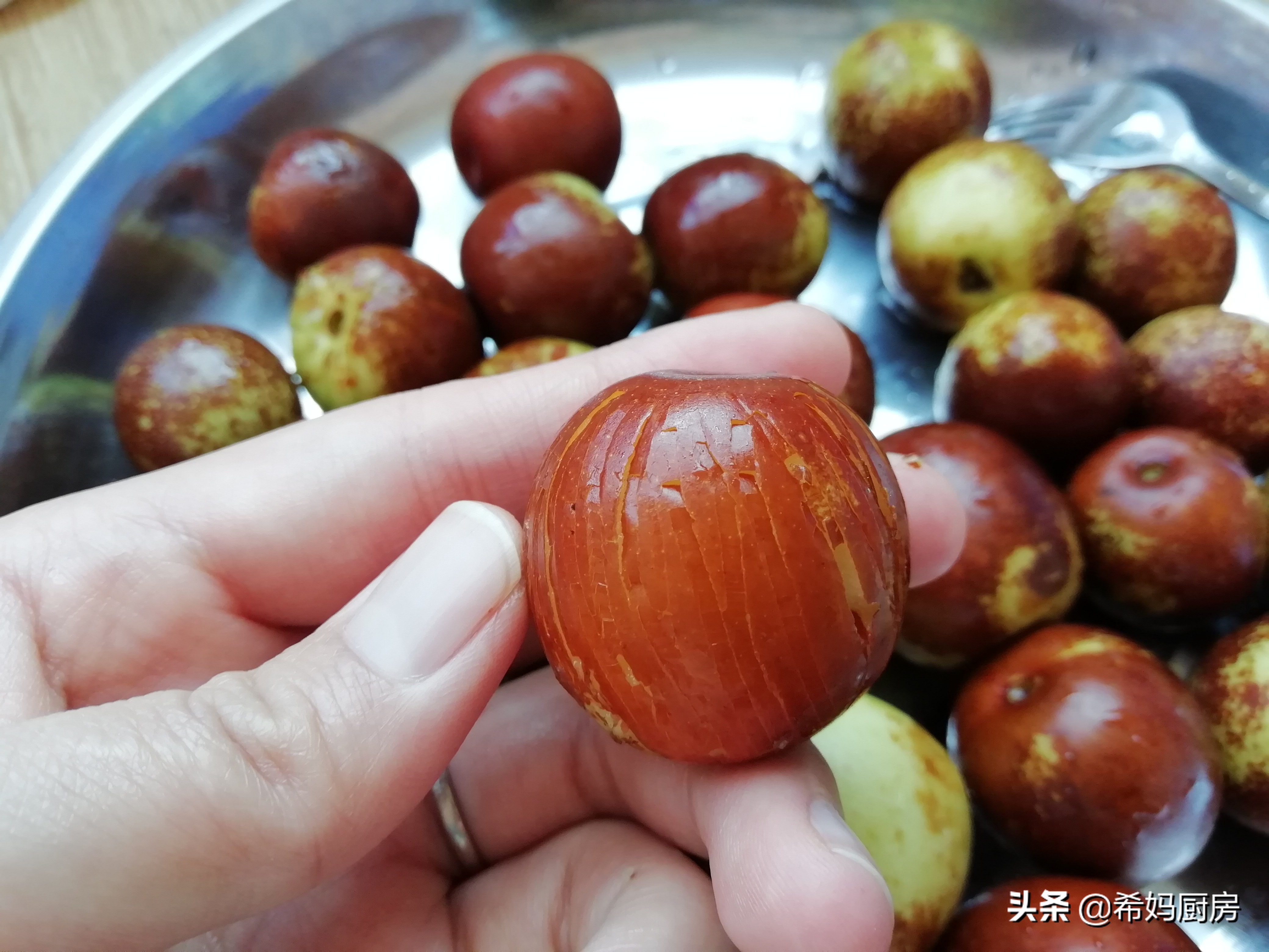 蜜枣怎么熬粥好喝,蜜枣泡水喝的做法