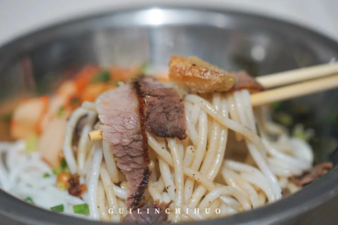 三里美食一条街,隐藏在巷子里的神秘小吃