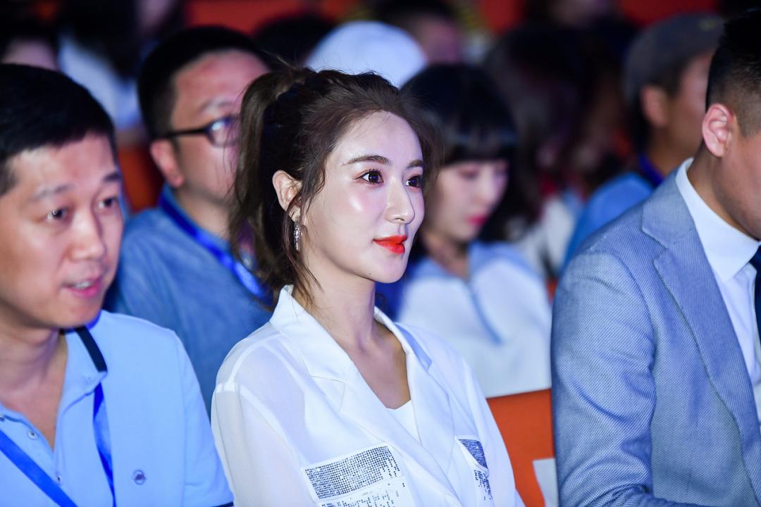 浣犺繕浼氱浉淇¤枃濞呭悧,鍒汉鐪间腑钖囧▍