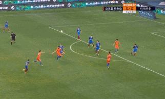 裁判傅明将执法中超揭幕战,傅明误判鲁能视频