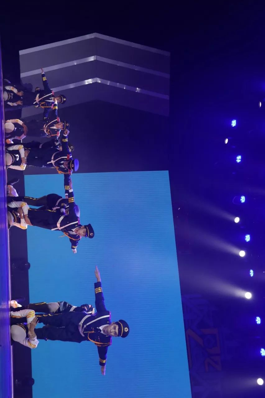 峰岚照片,峰岚的日常生活