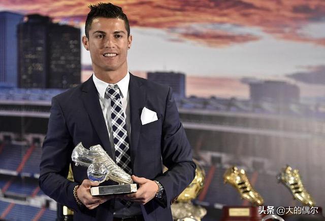 fm足球经理2024超级妖人,fm足球经理球员推荐排行榜