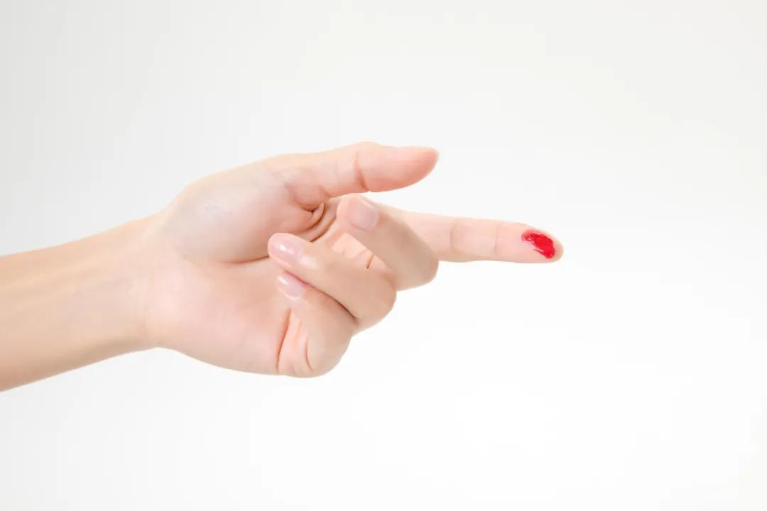 玻璃人坚持到了最后原话,玻璃人坚持到了最后的结局