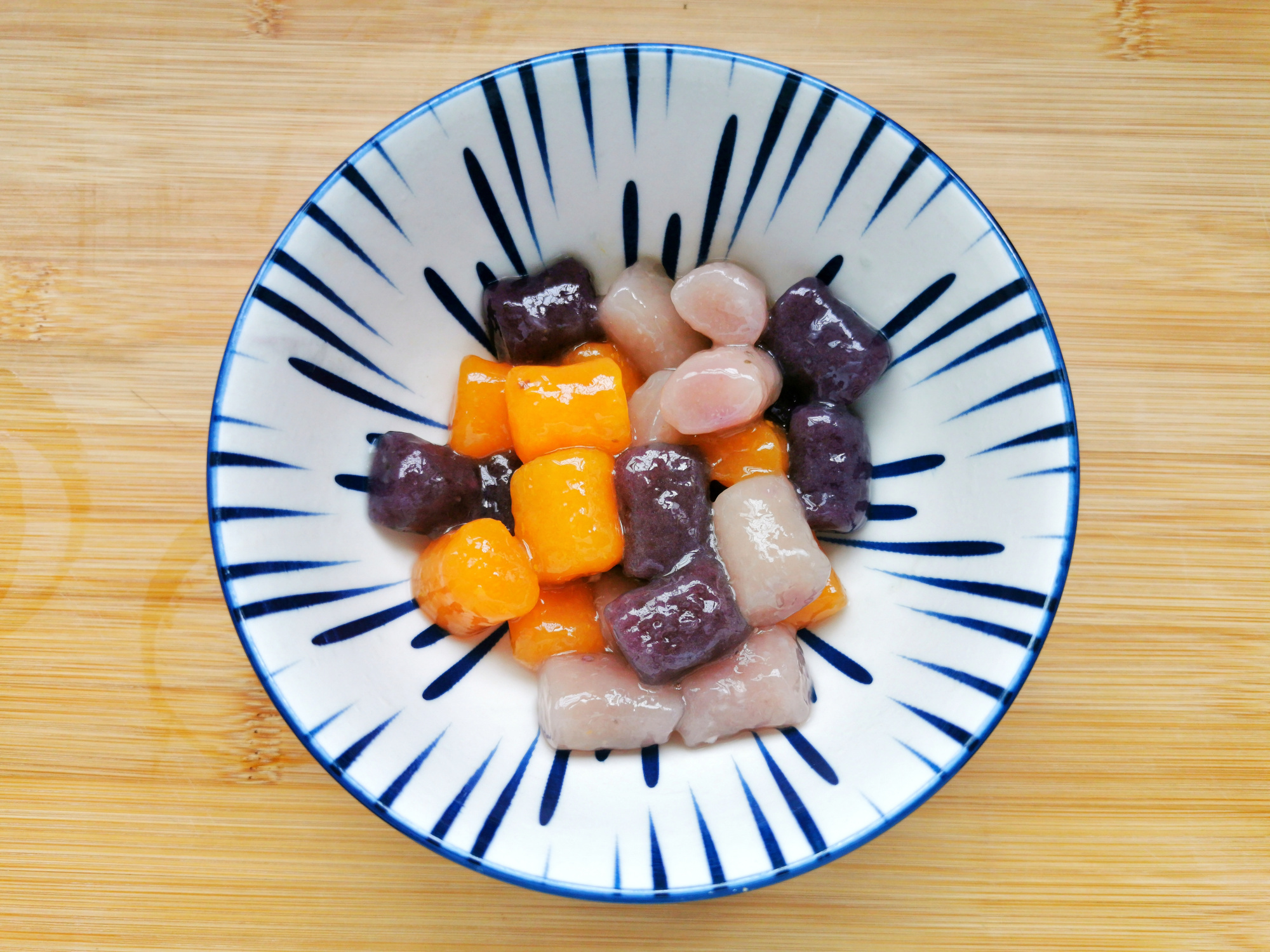 自制网红奶茶卖多少钱一杯,一杯奶茶的制作成本