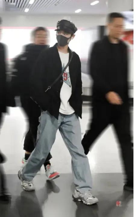 最大胆又最正经，肖战和Gucci