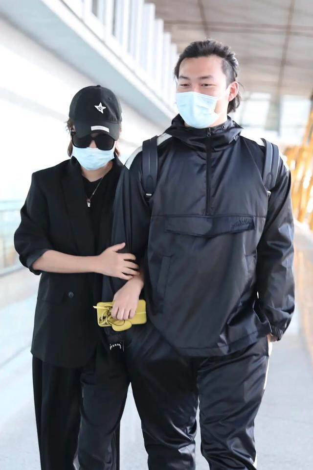 霍思燕怀孕胖到170斤照片,明星怀孕都胖了多少斤