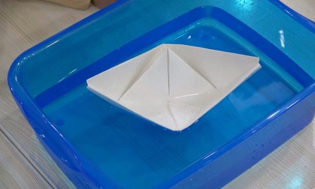 小小的船儿朗诵合拍,小小的船儿课文宣讲