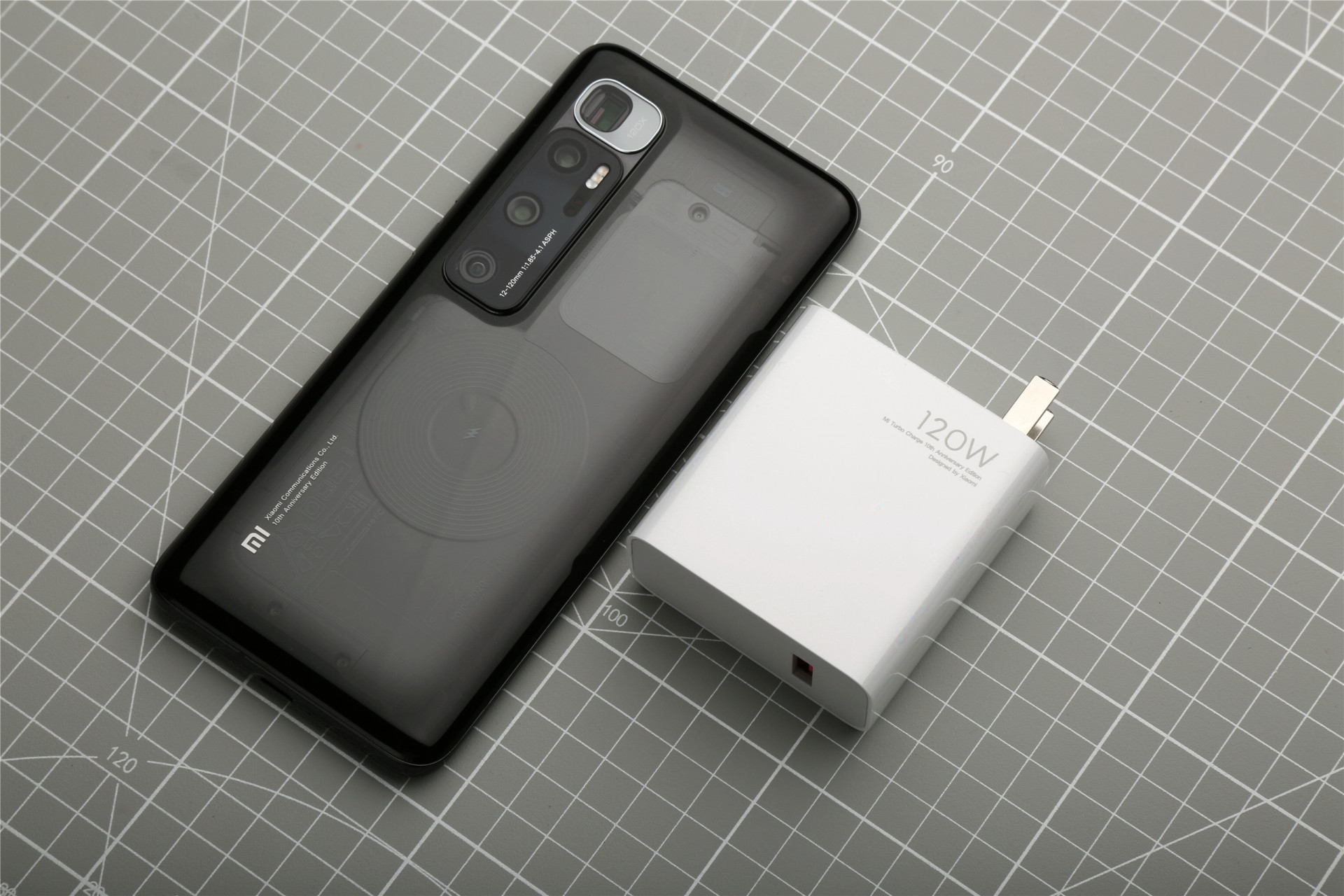 小米10至尊纪念版和华为p40pro+,小米10至尊纪念版对比华为mate40