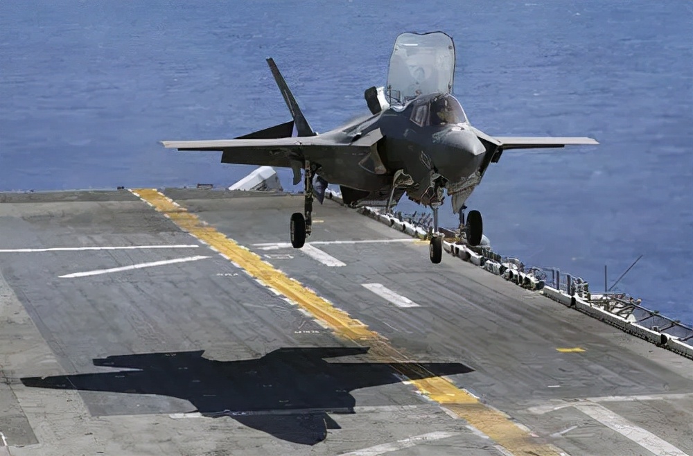 f-35b能上舰吗,f-35航空母舰起飞