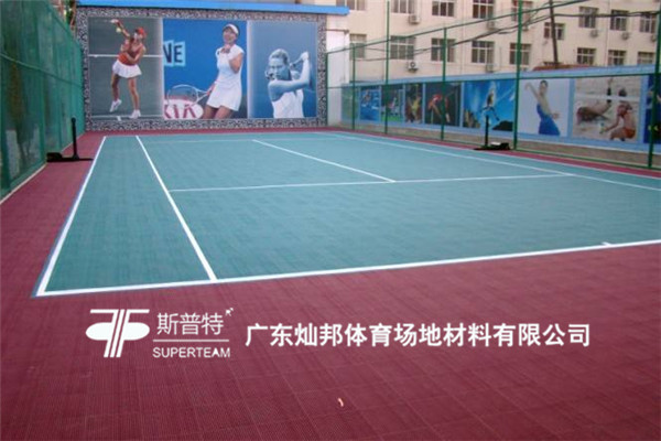 悬浮拼装地板多少钱一平方,悬浮拼装地板实拍