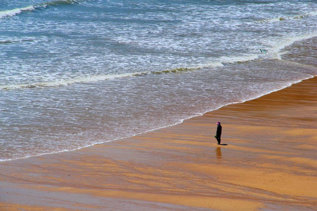 中国版圣托里尼，就在南麂岛！住一次悬崖洞穴酒店