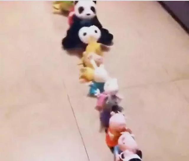 盘点爸爸哄女儿的暖心瞬间,为什么爸爸更容易逗女儿开心