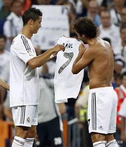 划时代的转会！打破西甲格局，造就王者归来，书写一代传奇