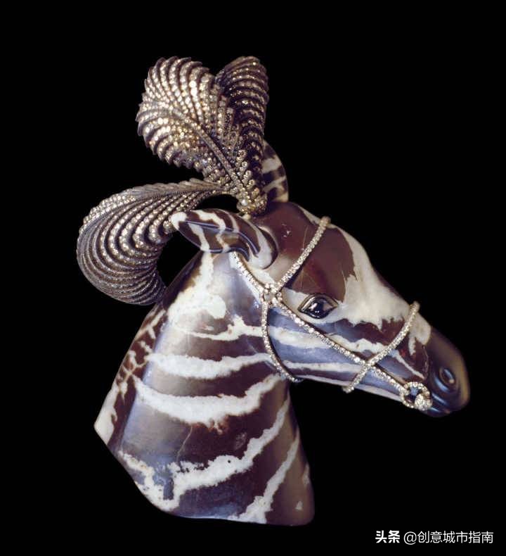 看完这5类珠宝设计，抛弃「猪精」，做维纳斯女孩吧