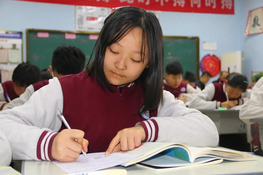 濮阳县建业国际学校教的怎么样,濮阳建业国际学校考试