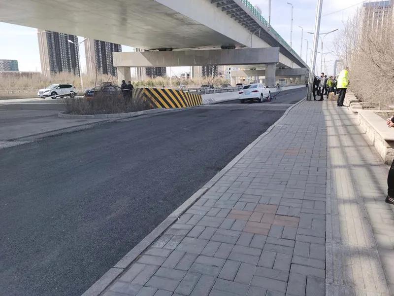 一男一女死在车上新闻,一男一女车上被杀后续