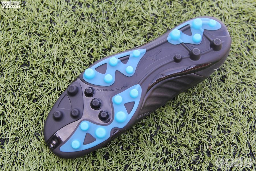 美津浓rebulav3ag,美津浓rebulav2和v3的区别