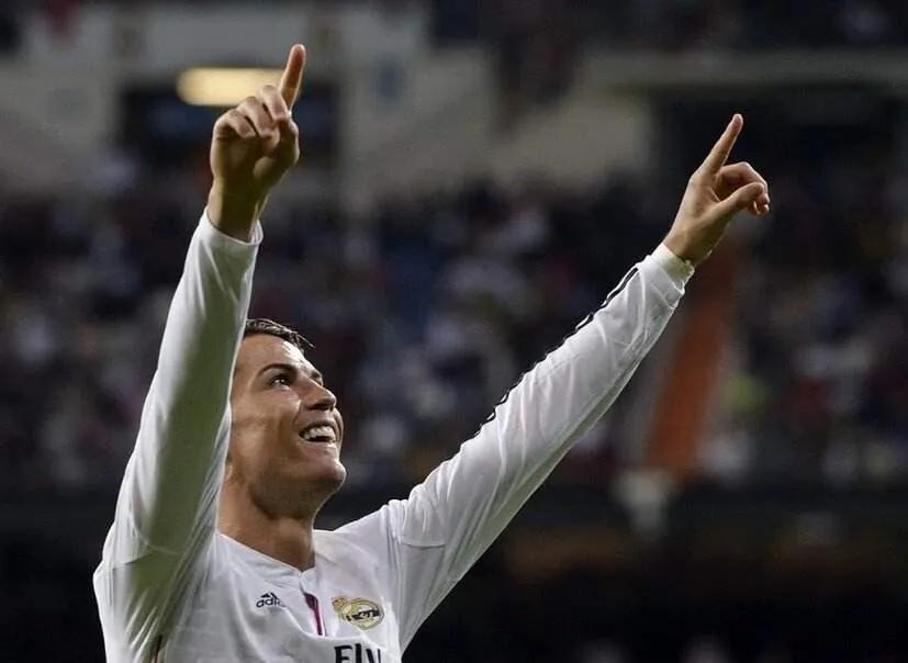 足坛每个年代的绝代双骄,足坛绝代双骄c罗和梅西