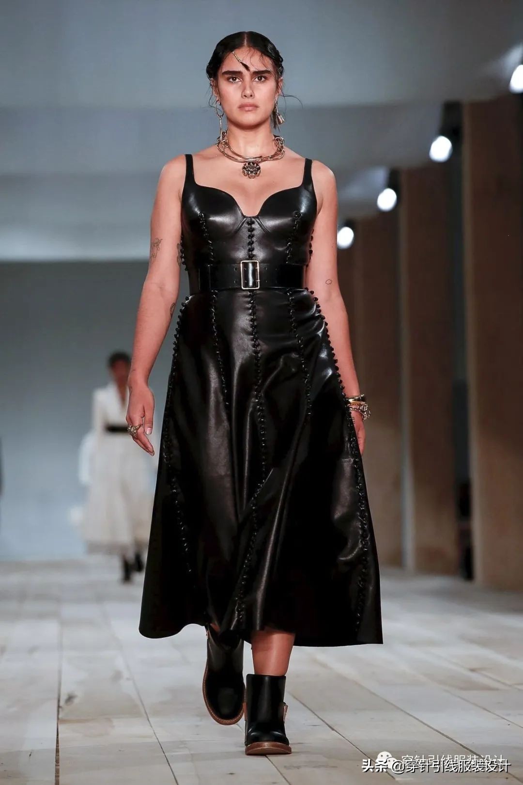 AlexanderMcQueen2020秋冬系列是有多敷衍