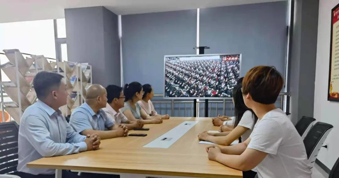 杨凌示范区组织收听收看庆祝中国*产党共**成立100周年大会实况转播