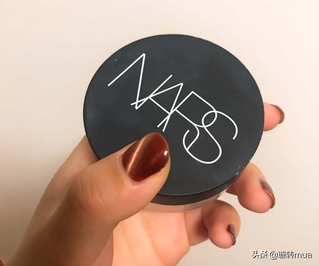 平价定妆散粉持久不脱妆,平价定妆散粉防水不脱妆