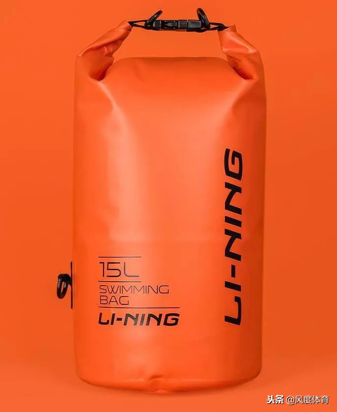 什么鞋子防水且耐穿又好看,防雨的鞋子有哪些