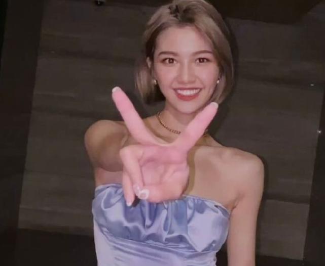 心动4：女5晒生日聚会照，女嘉宾评论区热聊，却不见女1身影