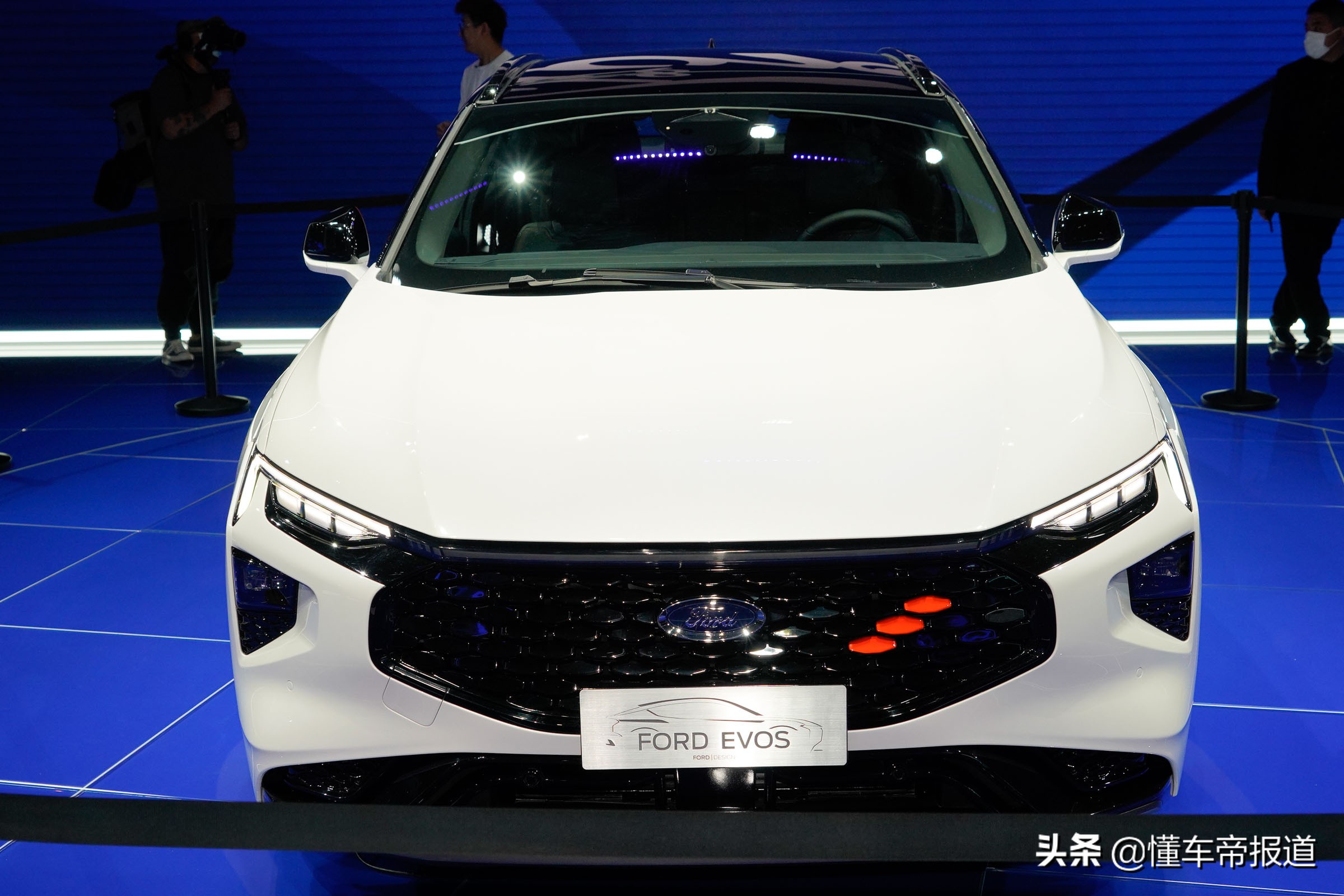 预售22.78万元起的福特evos怎么样,福特evos创新聪颖大五座suv照片