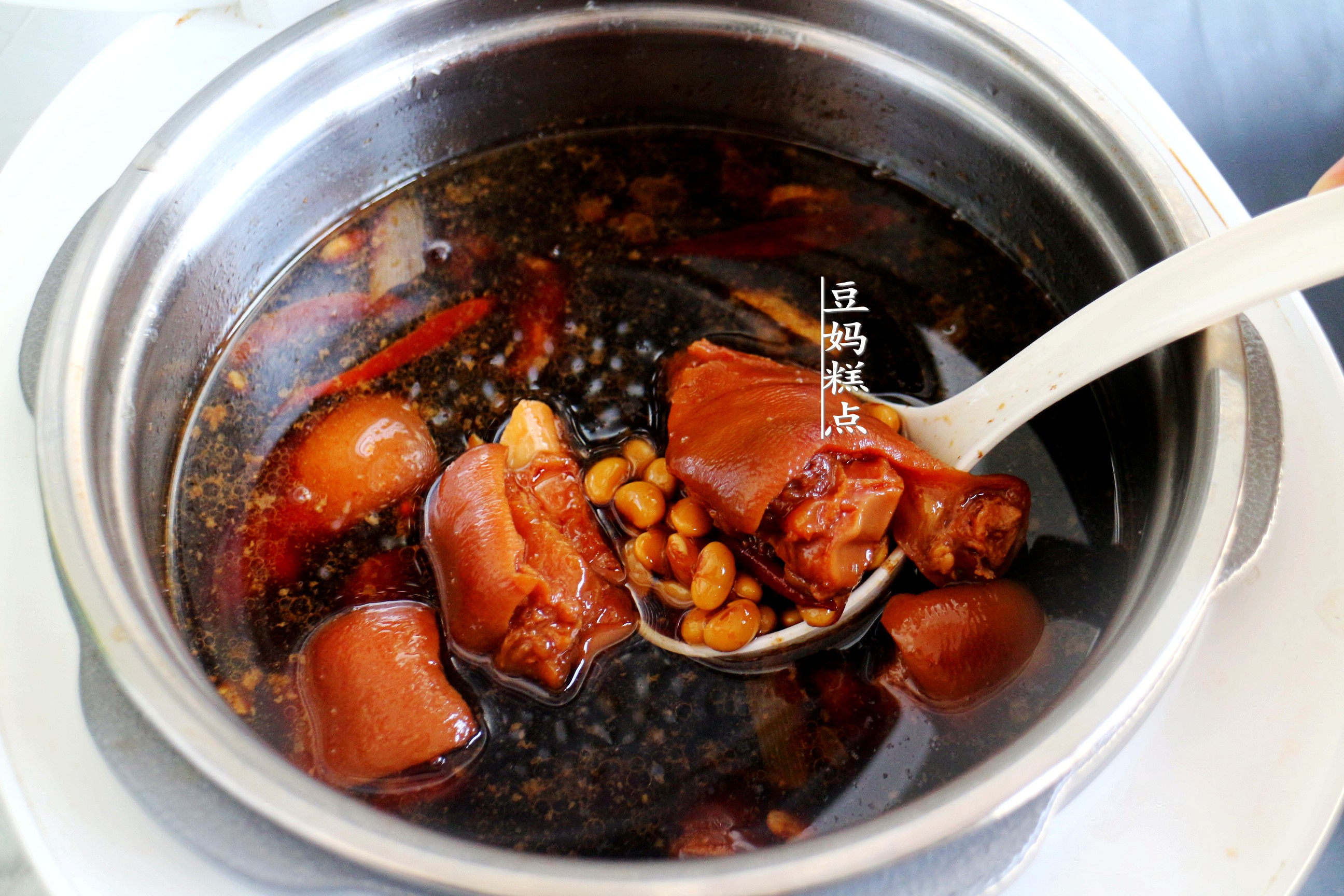 在家怎么熬出来的火锅汤底好吃,简单的自制火锅汤底