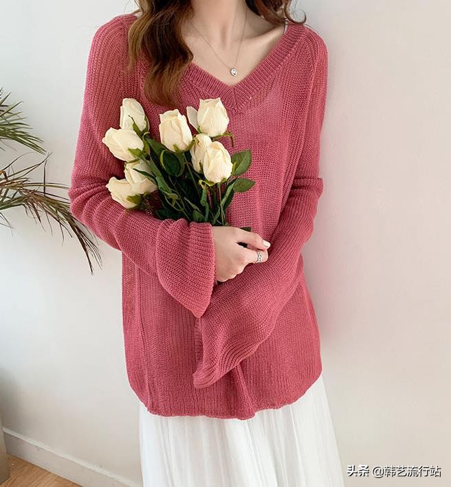 2020新春韩国毛衣款式第一波发布，一起分享编织主流最新流行趋势