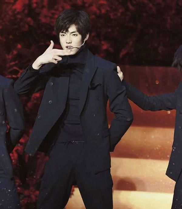 当丁程鑫得知陈玺达退出的反应,tf家族陈玺达现在的工作是什么