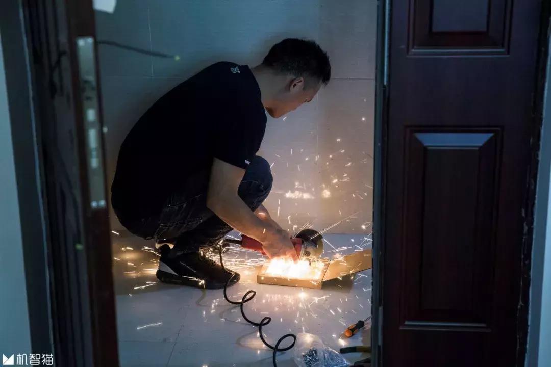 小米智能锁钥匙锁门,小米全自动智能锁出门反锁