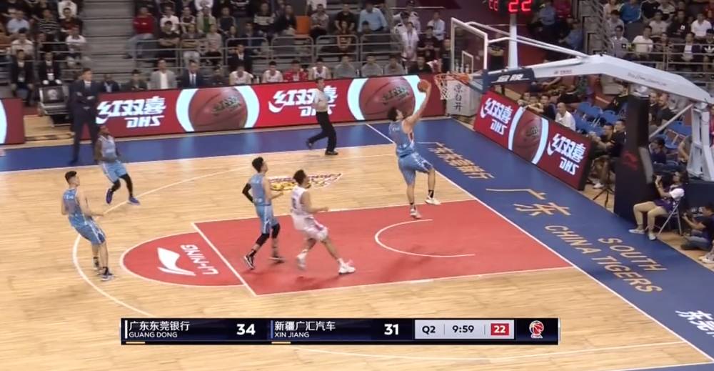 广东新疆加时孟铎绝杀全场回放,cba广东孟铎绝杀