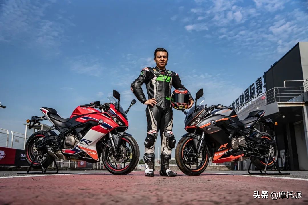 QJMOTOR赛350正式上市，28999元的全新双缸跑车入列