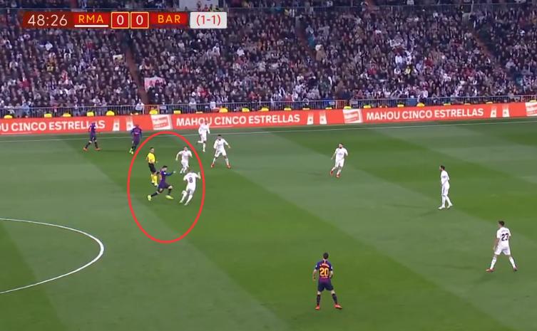 你还记得6年前，梅西也拉扯过莫德里奇衣服吗？狼狈不是他俩的错