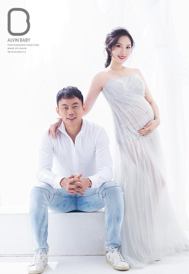 “嗨哥”抱得美人归数数那些曾让恒大球员拜倒在石榴裙下的她们