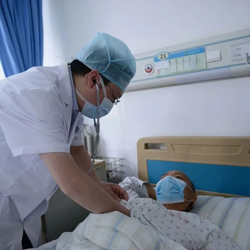 病人突然大咯血需要介入吗,医生抢救肺栓塞视频