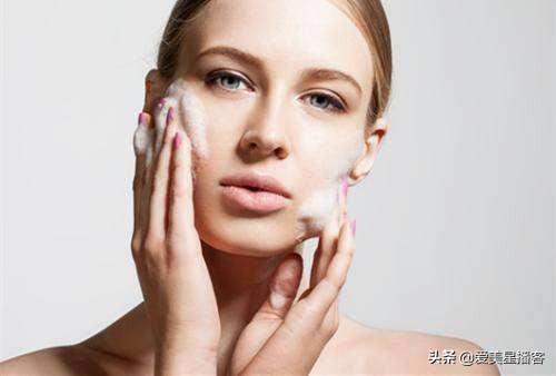 冬季面部干燥脱皮,冬季皮肤干燥护肤小技巧