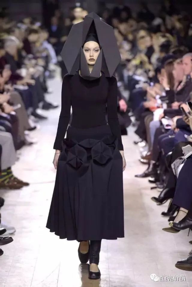 2023服装设计细节 (中性风格服装设计细节)