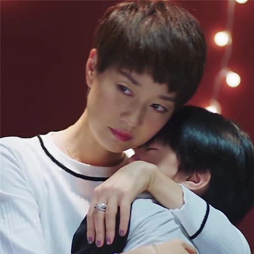 我的前半生罗子君离婚后完美逆袭,前半生罗子君离婚视频