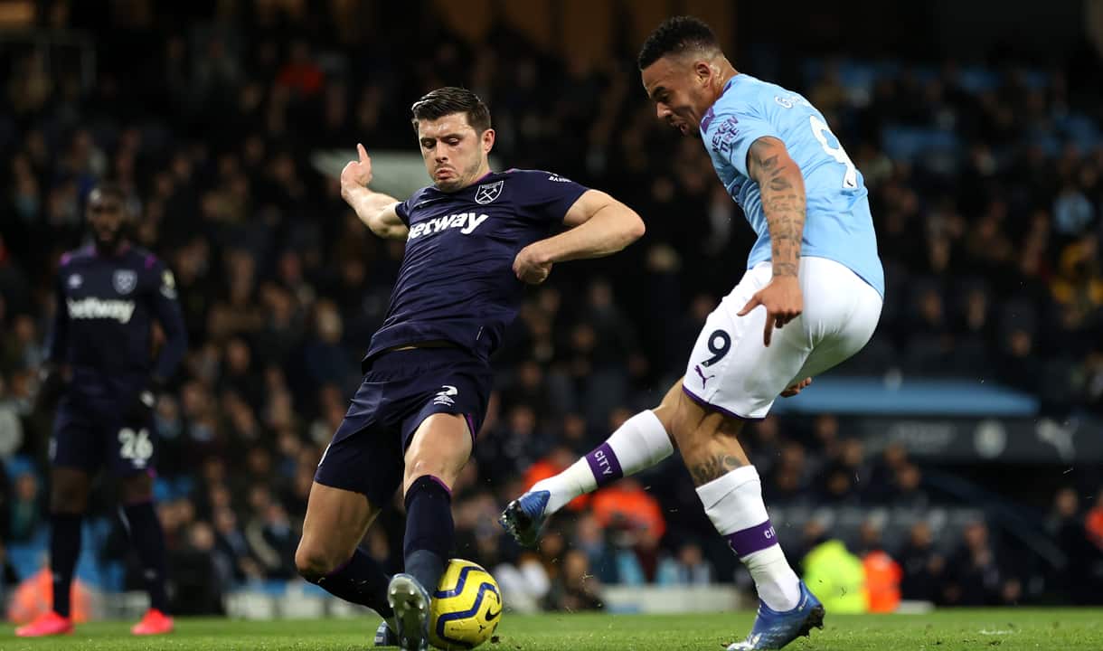 曼城5杀轰14球,伟大2