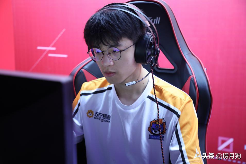 捞月狗入驻青训,你就是下一个英雄