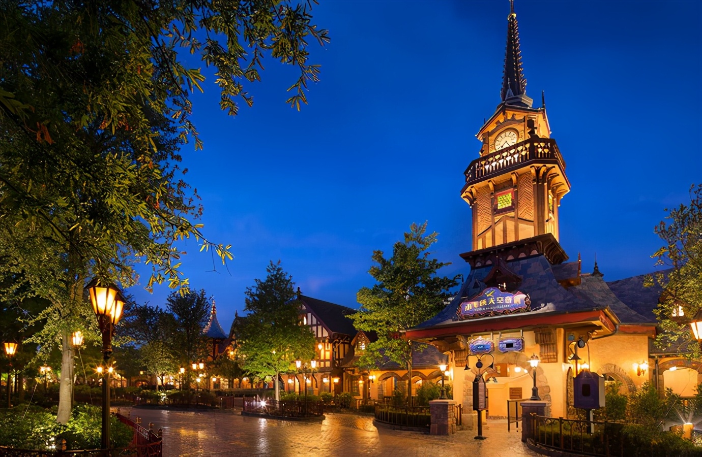 上海迪士尼乐园攻略方法,上海迪士尼乐园全隐藏攻略