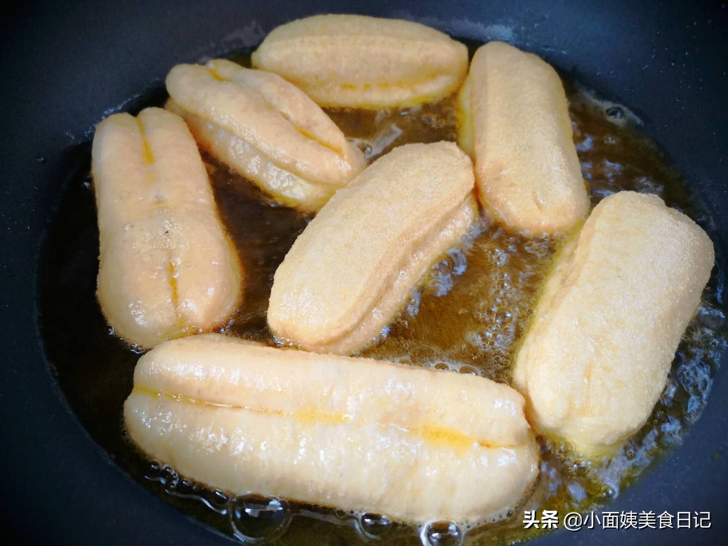 炸油条用小苏打怎么做酥脆松软,炸油条放苏打粉泡打粉酵母粉配方