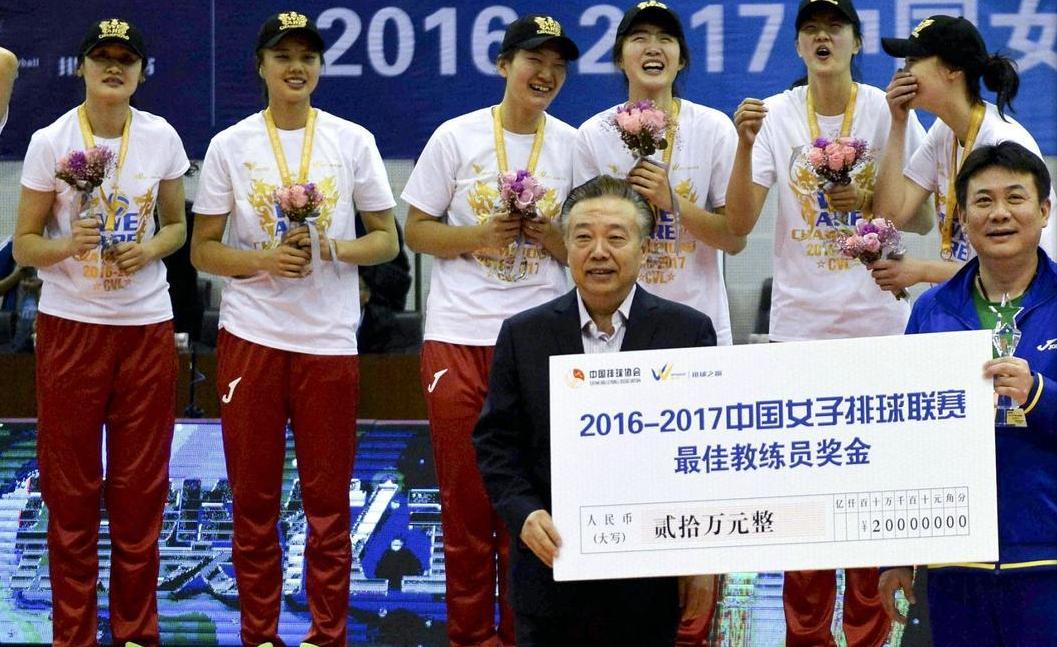 天津女排蔡斌完整版,中国女排换帅王宝泉接替蔡斌
