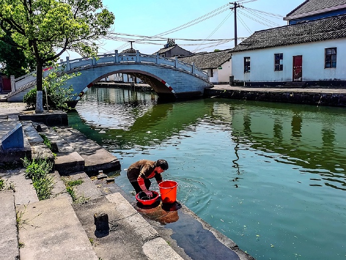 金泽古镇值得去吗,金泽古镇静谧水乡