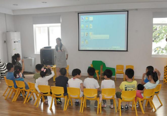 孩子幼儿园选择公立还是私立的好,3-6岁娃如何选择合适的幼儿园