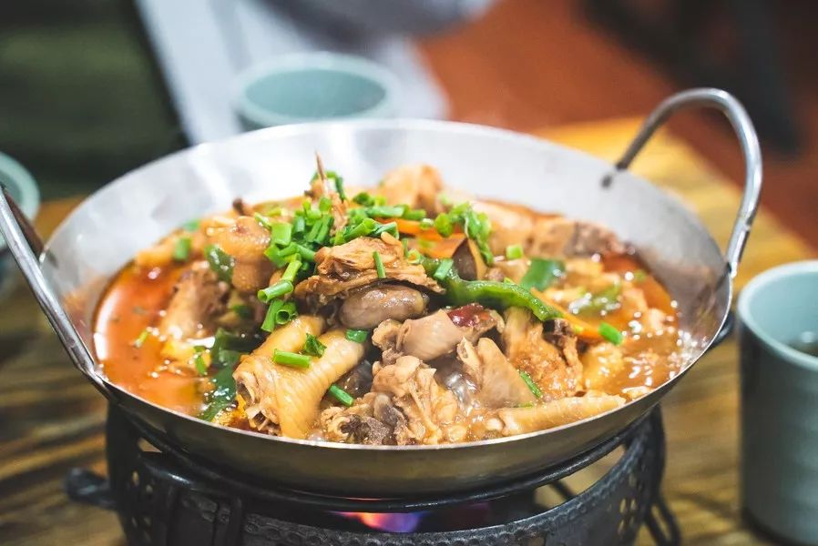 为了吃美食去外地,为了吃儿时的味道跑到一个地方