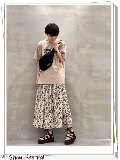 豹纹半身裙怎么搭配好看夏天,豹纹半身裙怎么搭配好看